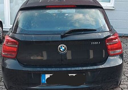 BMW 118i Sport Line Sport Line