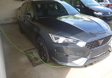 Cupra Leon Sportstourer e-Hybrid ALU 18"NAVI Voll LED