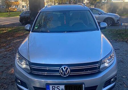 VW Tiguan Volkswagen 2.0 TDI 130kW DSG 4MOTION BMT LIFE LI...