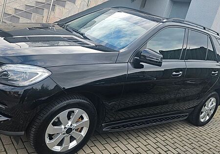 Mercedes-Benz ML 250