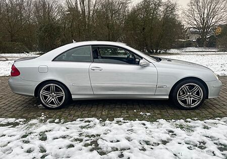 Mercedes-Benz CLK 320 CDI ELEGANCE