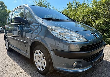 Peugeot 1007 Premium 1.Hand / Scheckheftgepflegt