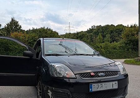 Ford Fiesta 1,3 51 kW Ambiente Ambiente