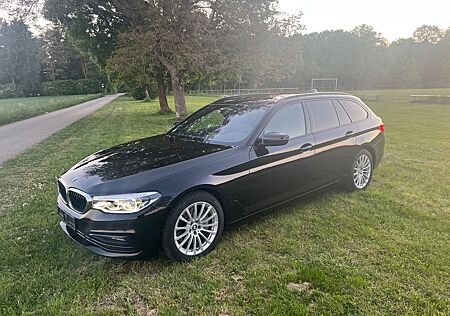 BMW 540i xDrive Touring A -Sport Line