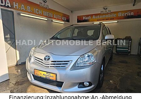 Toyota Verso Executive 1.8/1.Hand/7-Sitzer/AHK