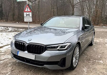 BMW 545e xDrive - Driv.Assis.Prof,AHK,360