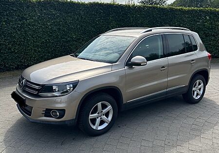 VW Tiguan Volkswagen 2.0 TSI 4MOTION Sport & Style HU/AU 12.26