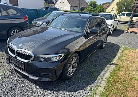 BMW 318 d Sport Line,Live C.Prof.LED,T-Leder