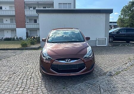 Hyundai ix20 1.6 FIFA World Cup EDITION Automatik
