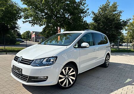 VW Sharan Volkswagen Highline 2.0TDI DSG XENON PANO Navi