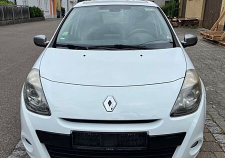 Renault Clio Night & Day 1.6 16V 1.Hand Automatik