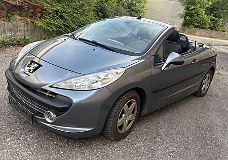 Peugeot 207 CC Cabrio - TÜV - 149.000 km