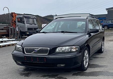 Volvo V70 2.4 -