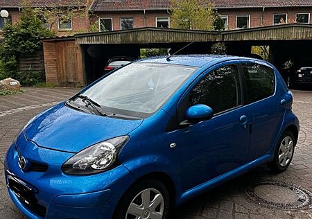 Toyota Aygo (X) Aygo (X) 1,0-l-VVT-i Cool Cool