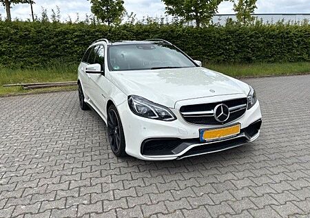 Mercedes-Benz E 63 AMG E 63 T AMG S 4MATIC AMG S