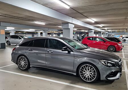 Mercedes-Benz CLA 45 AMG Shooting Brake Mercedes-AMG CLA 4...
