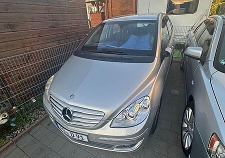 Mercedes-Benz B 200 CDI -
