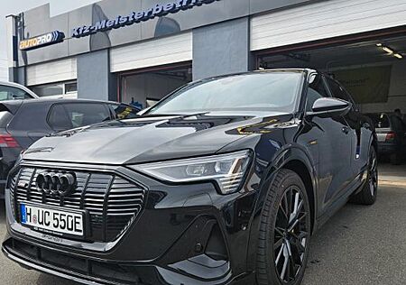 Audi e-tron 50 quattro S line black edition