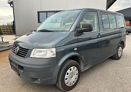VW T5 Transporter Volkswagen T5 Bus Caravelle Trendline 2.5TDI , 9 Sitzen,Eu4