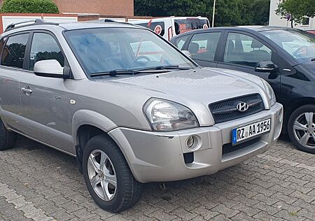 Hyundai Tucson 2.7 V6 GLS 4WD Automatik GLS