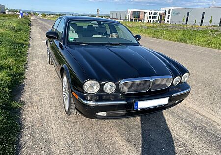 Jaguar XJ8 4.2 Liter - Sovereign