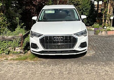 Audi Q3 45 TFSI advanced