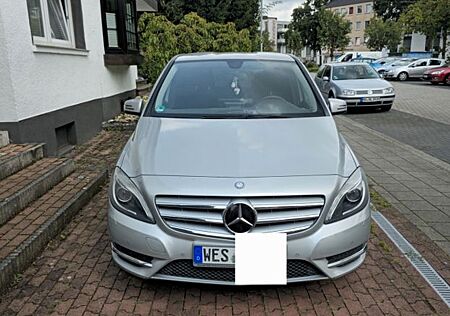 Mercedes-Benz B 180 CDI BlueEFFICIENCY -