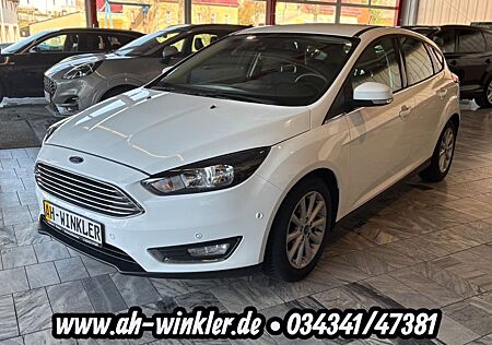 Ford Focus Lim. Titanium Standheizung*Klimaa.*Winterp