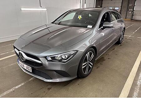 Mercedes-Benz CLA 200 Shooting Brake d Aut. Pano LED-Xenon Wi