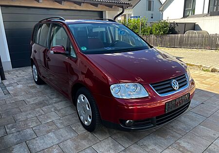 VW Touran Volkswagen Trendline 1.6 Klima Zahnriemen neu 1.Hand