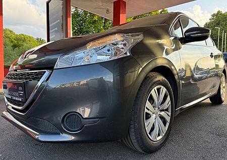 Peugeot 208 Active 1.2 Klima PDC 8xReifen USB 1.Hand