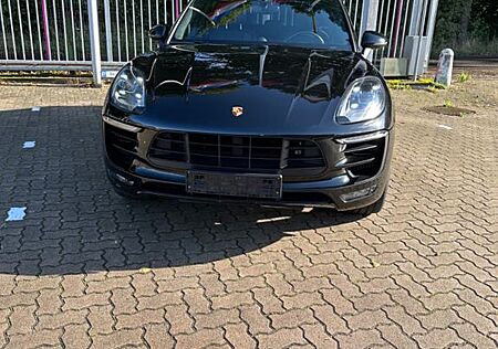 Porsche Macan Turbo