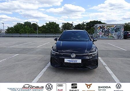 VW Golf Volkswagen Var. R-Line 1.5l eTSI 110kW DSG LED Navi