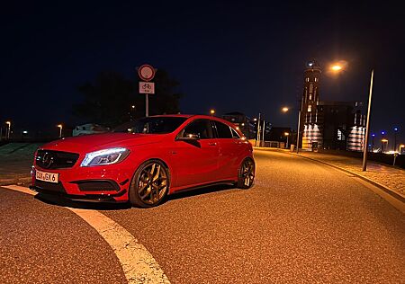 Mercedes-Benz A 45 AMG 4MATIC AMG Aero Performance