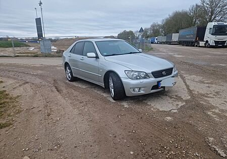 Lexus IS 200 , Xenon, Alu, Service Neu