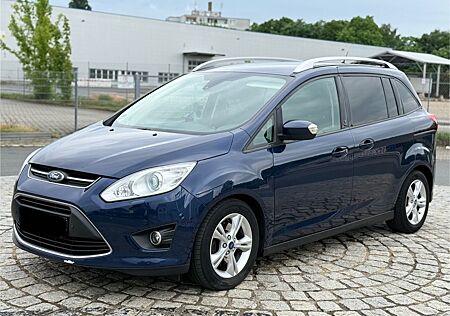 Ford Grand C-Max 1,6 EcoBoost Champions Edition