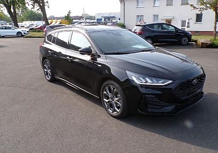 Ford Focus ST-Line Turnier Automatik + Assistenzp. /