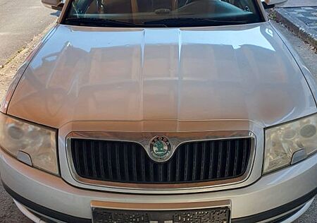 Skoda Superb 1.8 T Comfort Comfort