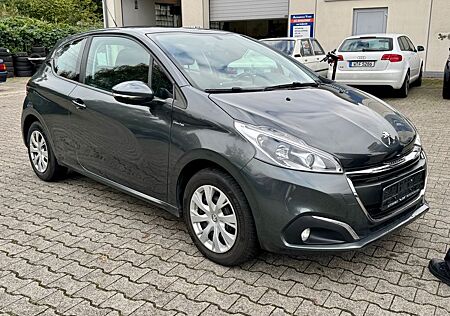 Peugeot 208 Active*NAVI*SHZ*ZAHNRIEMEN NEU