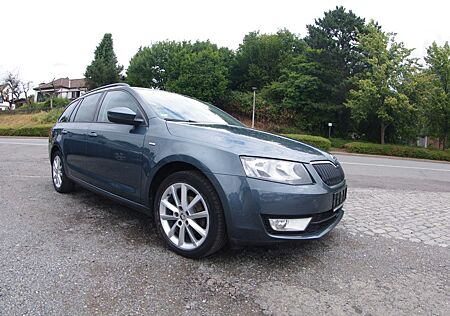 Skoda Octavia Combi Joy** 1.Hand**