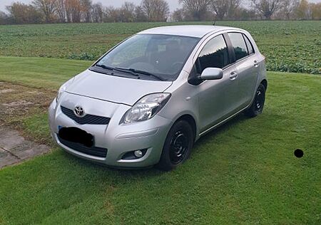 Toyota Yaris 1,33-l-Dual-VVT-i Cool Cool