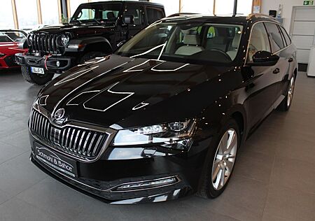 Skoda Superb Combi 2.0 TSI DSG Style*NAVI*LED*PANO*