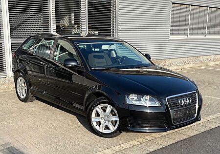 Audi A3 Sportback 1.6 Attraction 2.Hd Service&Tüv neu