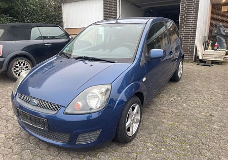 Ford Fiesta 1.3 44 kW Ambiente Ambiente