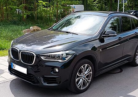 BMW X1 xDrive25i xLine Modell Sport Line