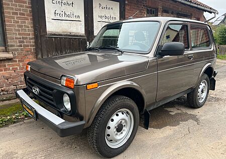 Lada Niva gebraucht kaufen Lada Niva Legend 4x4