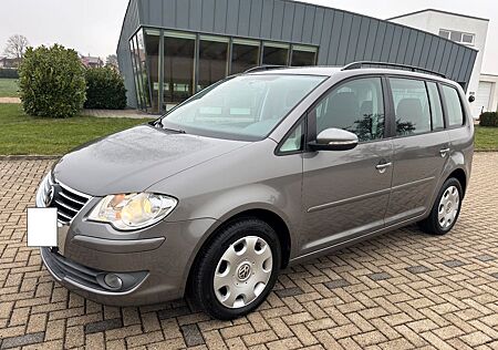 VW Touran Volkswagen 1.9 TDI 77kW DPF Conceptline - 6-Gang