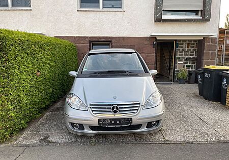 Mercedes-Benz A 150 ELEGANCE Elegance