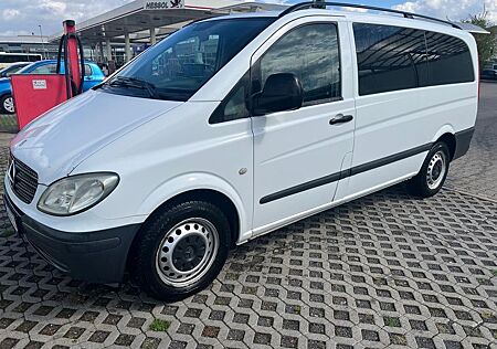 Mercedes-Benz Vito gebraucht kaufen Mercedes-Benz Vito Kombi 111 CDI lang 7Sitz* KUPPLUNG USW.NEU!