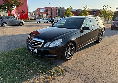 Mercedes-Benz E 220 CDI T BlueEFFICIENCY AVANTGARDE AVANTGARDE